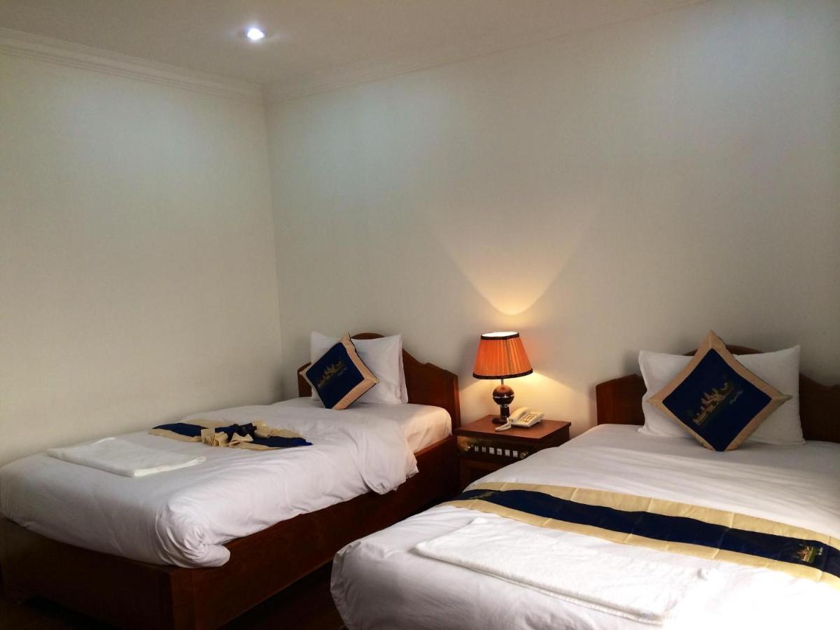 Emerald Bb Battambang Hotel Ngoại thất bức ảnh
