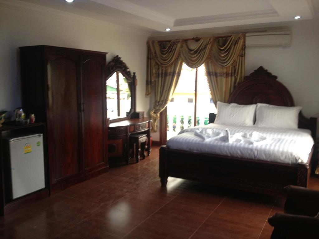 Emerald Bb Battambang Hotel Ngoại thất bức ảnh