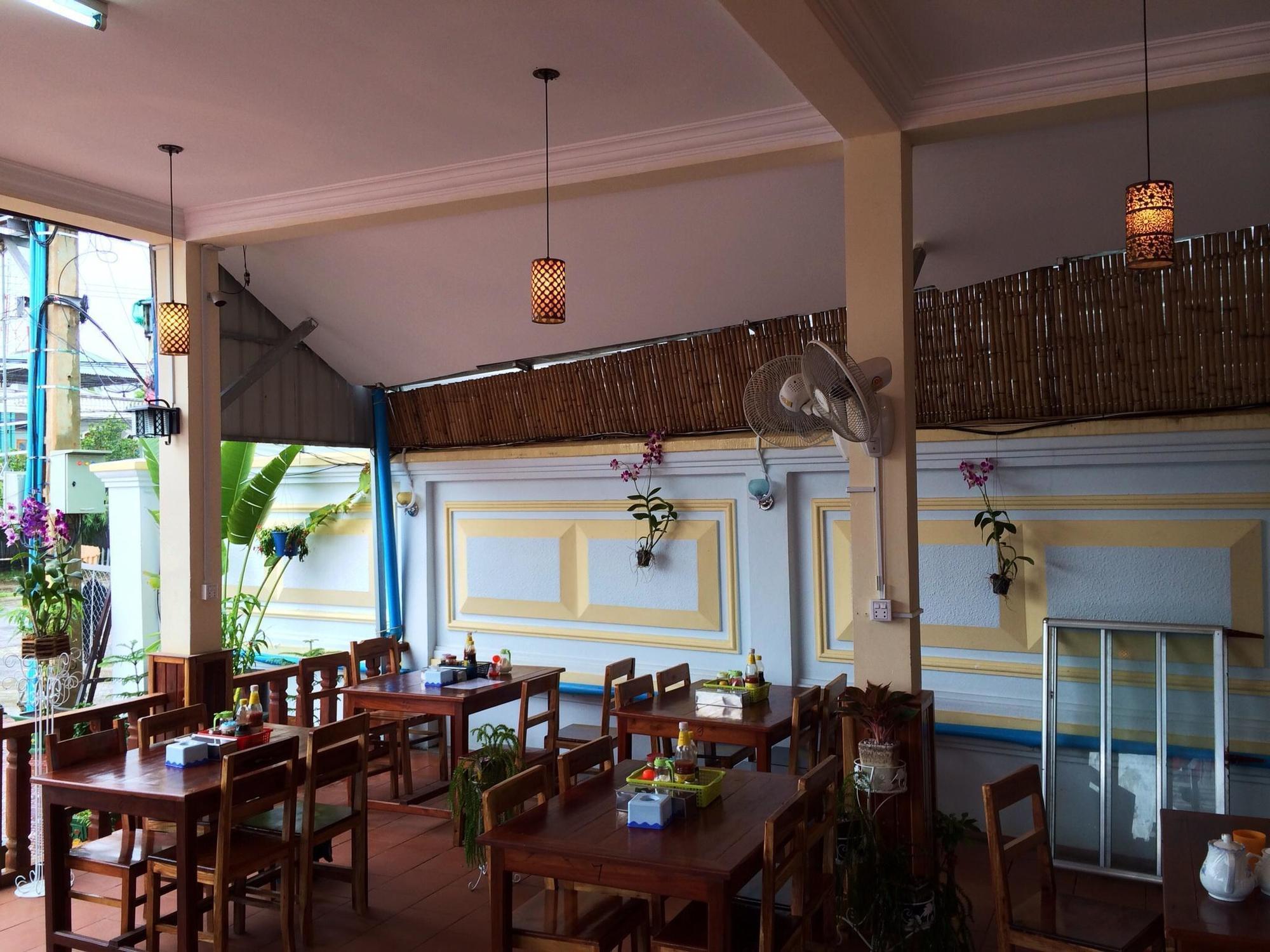 Emerald Bb Battambang Hotel Ngoại thất bức ảnh
