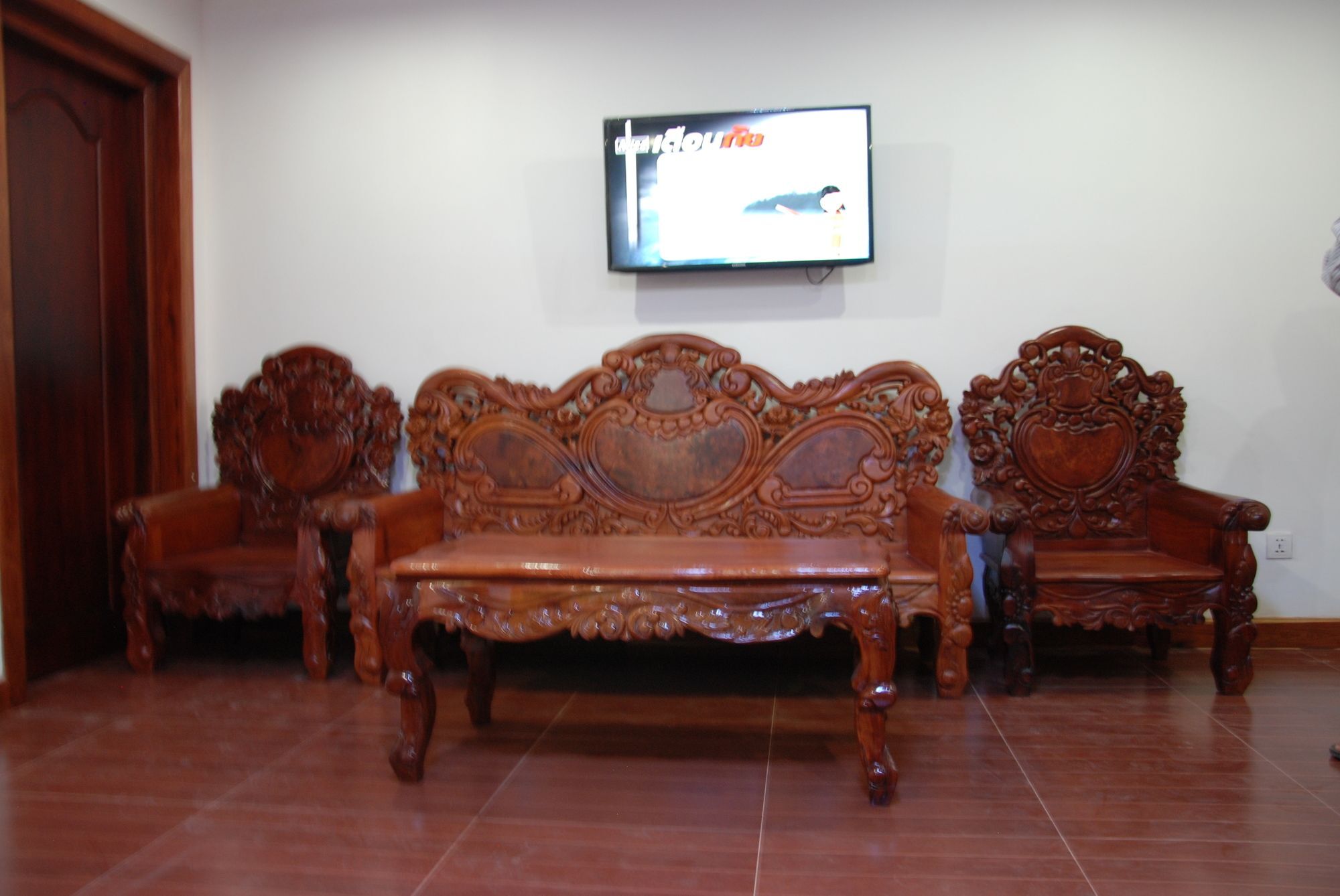 Emerald Bb Battambang Hotel Ngoại thất bức ảnh